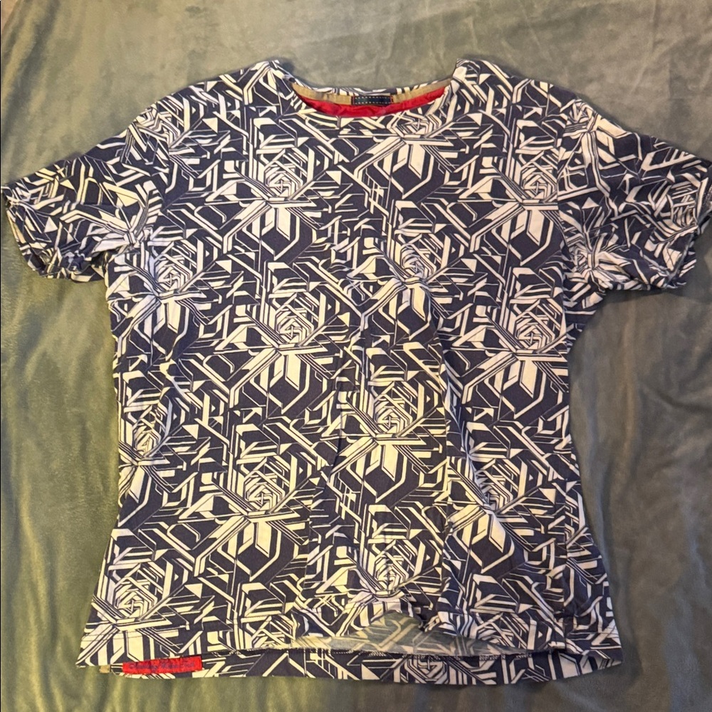 Robert Graham Blue and White Geometric Tee